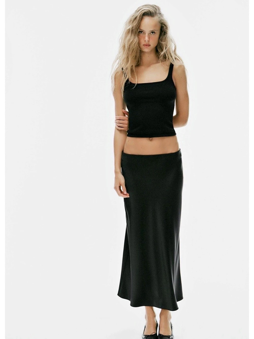 Zara Satin Effect Midi Skirt Black Size Small NWT